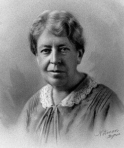 Mary Whiton Calkins portrait